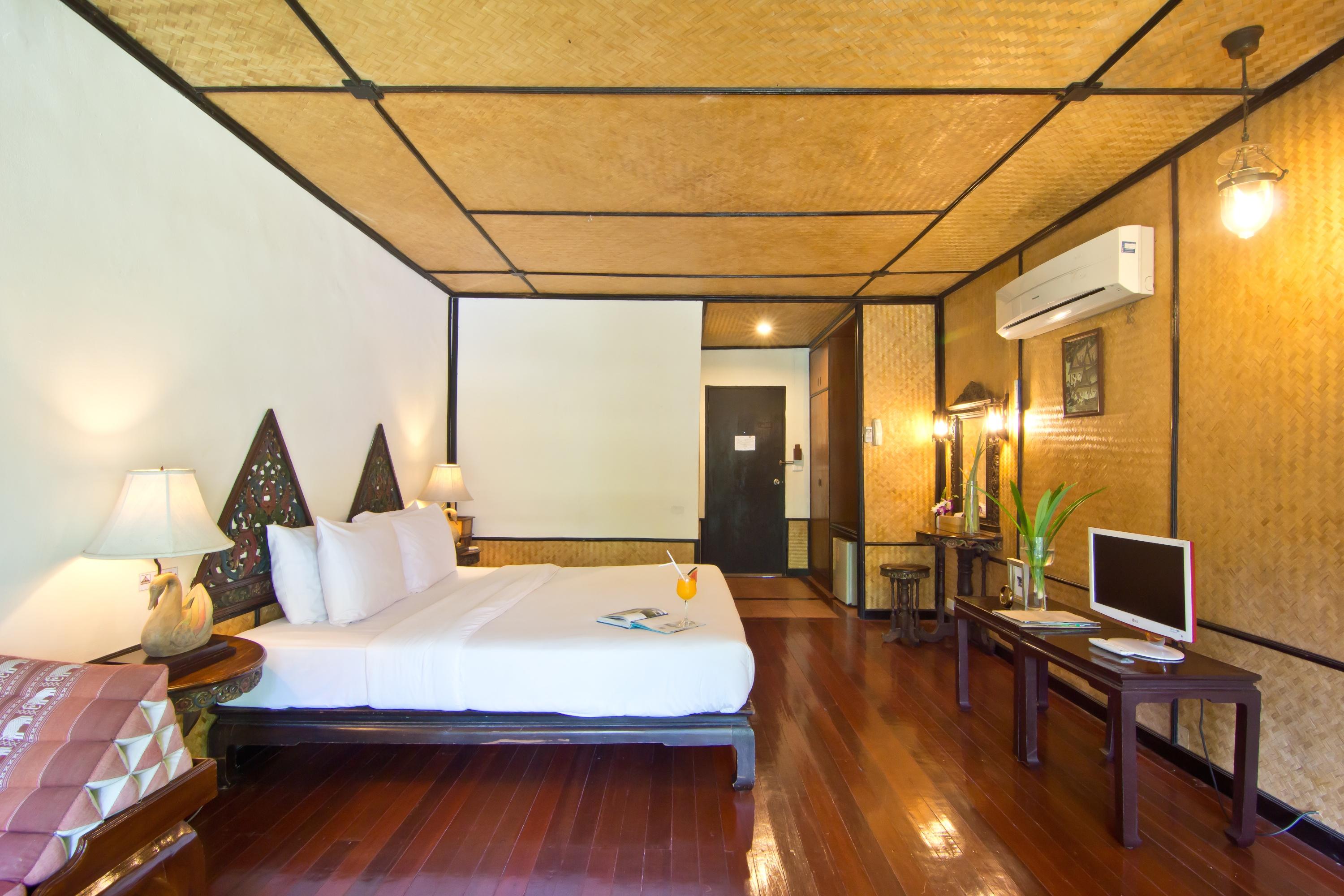 Lampang River Lodge - SHA certified Bagian luar foto